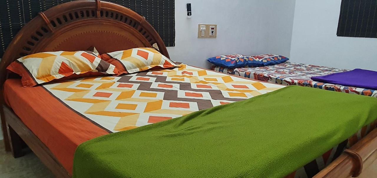 Oonjal Veedu Apartment Kuttalam  Bagian luar foto