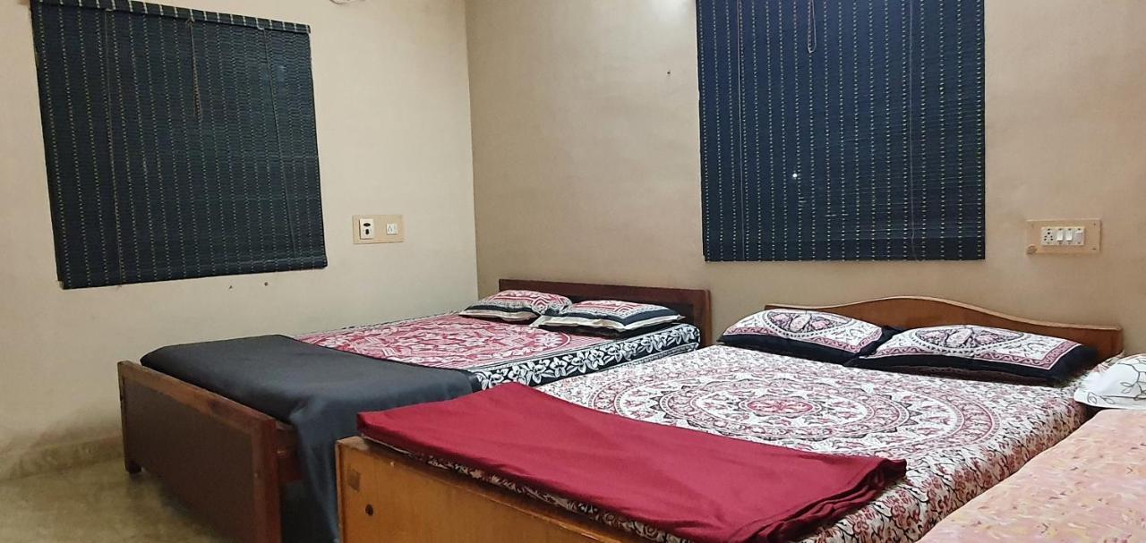 Oonjal Veedu Apartment Kuttalam  Bagian luar foto