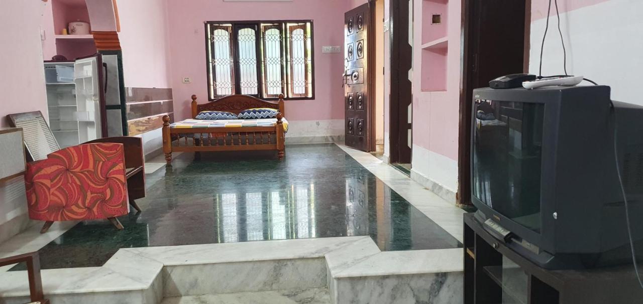 Oonjal Veedu Apartment Kuttalam  Bagian luar foto