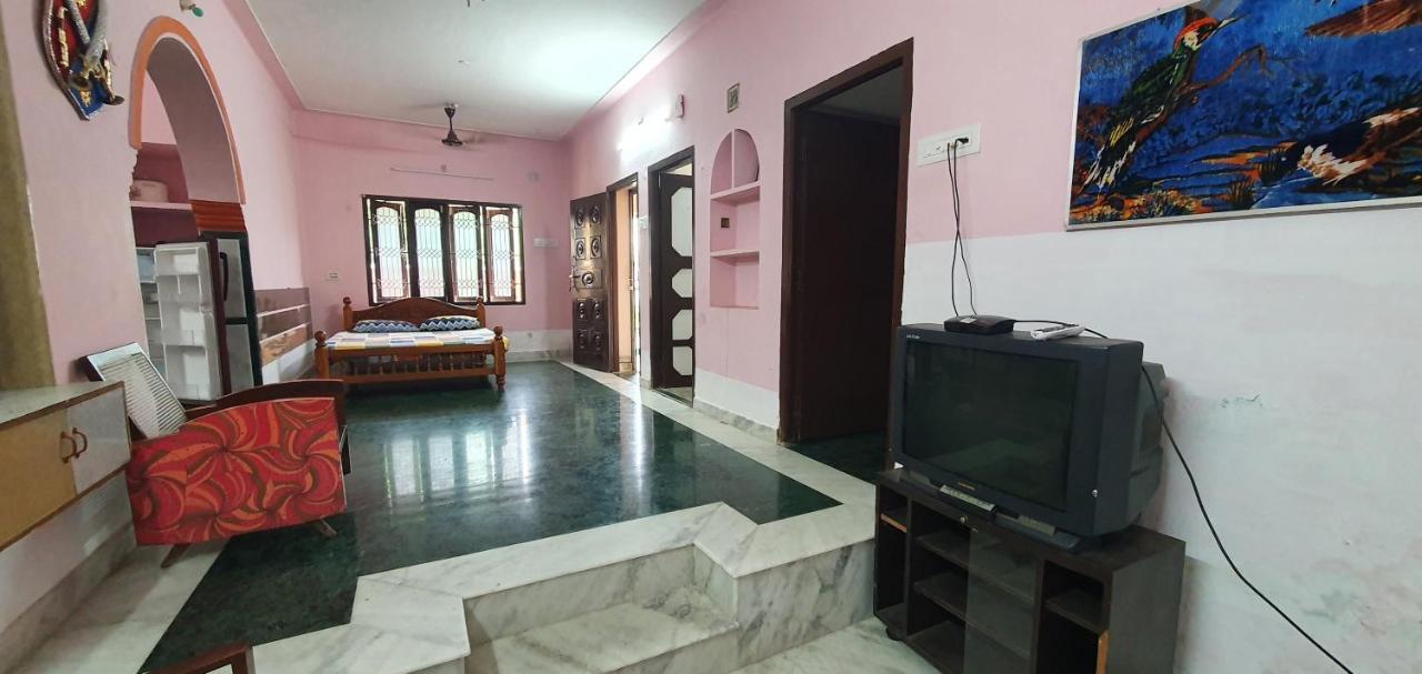 Oonjal Veedu Apartment Kuttalam  Bagian luar foto