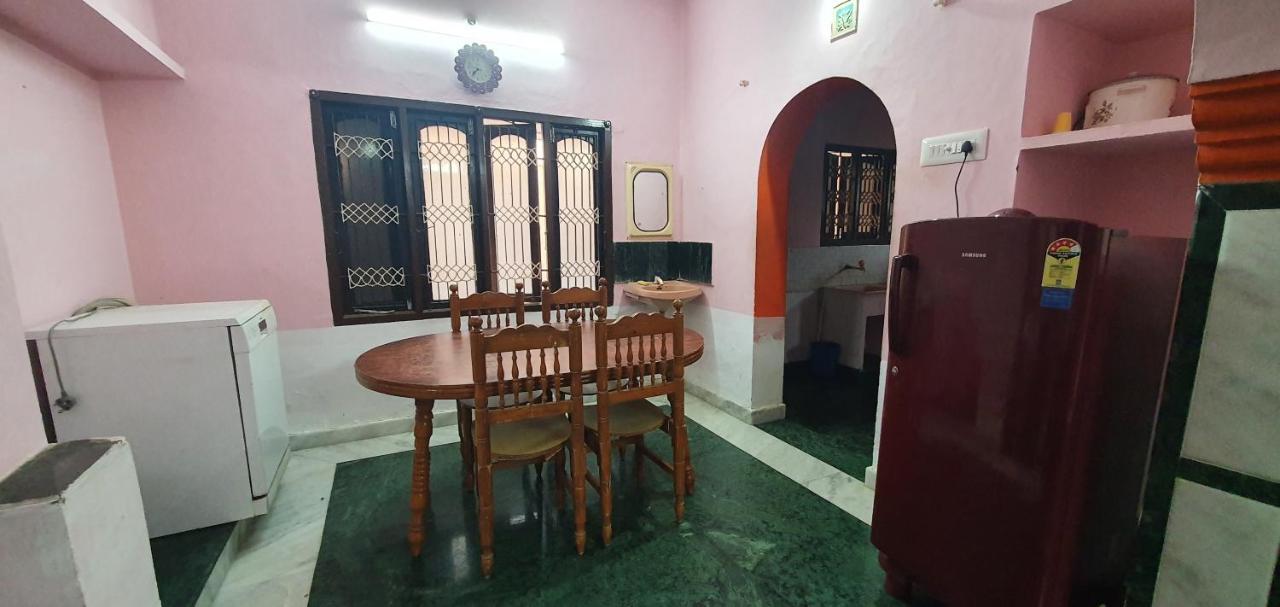 Oonjal Veedu Apartment Kuttalam  Bagian luar foto